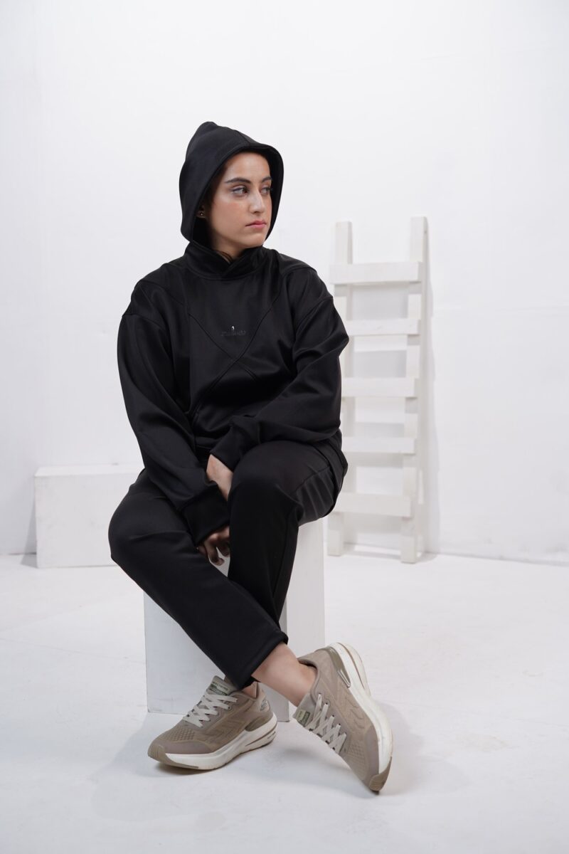 Powerful Elegant Black Cotton Tracksuit